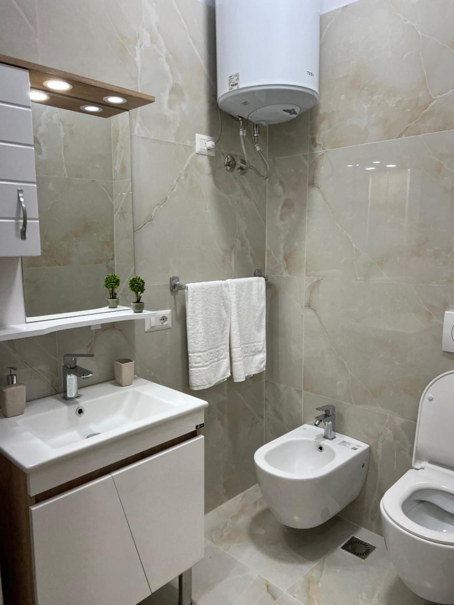 Costa Adriatica Apartments ドゥラス 部屋 写真